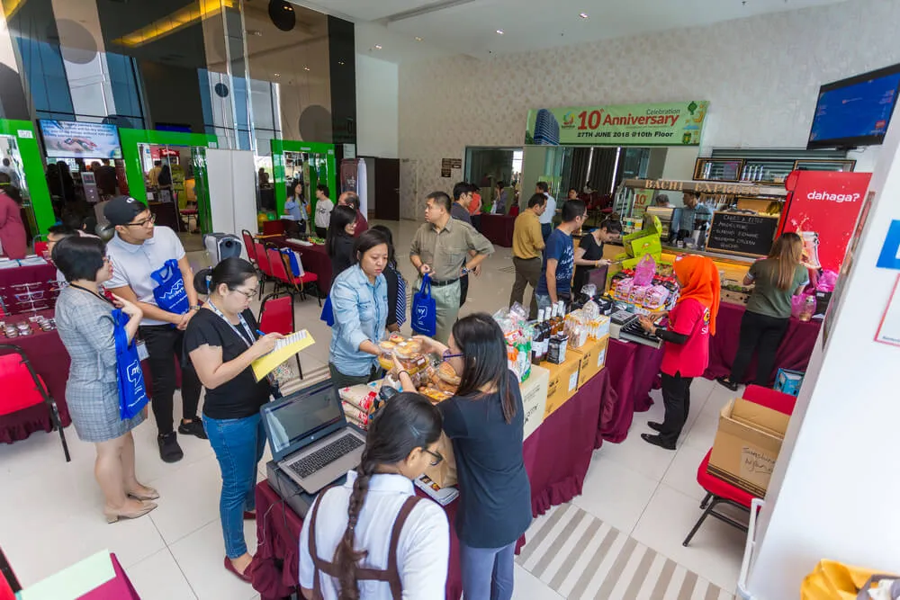 10 Anniversary-10